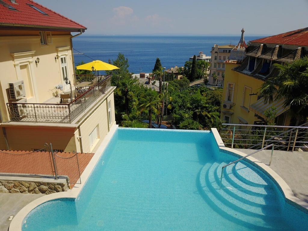 Apartments Villa Atta Opatija Exterior foto